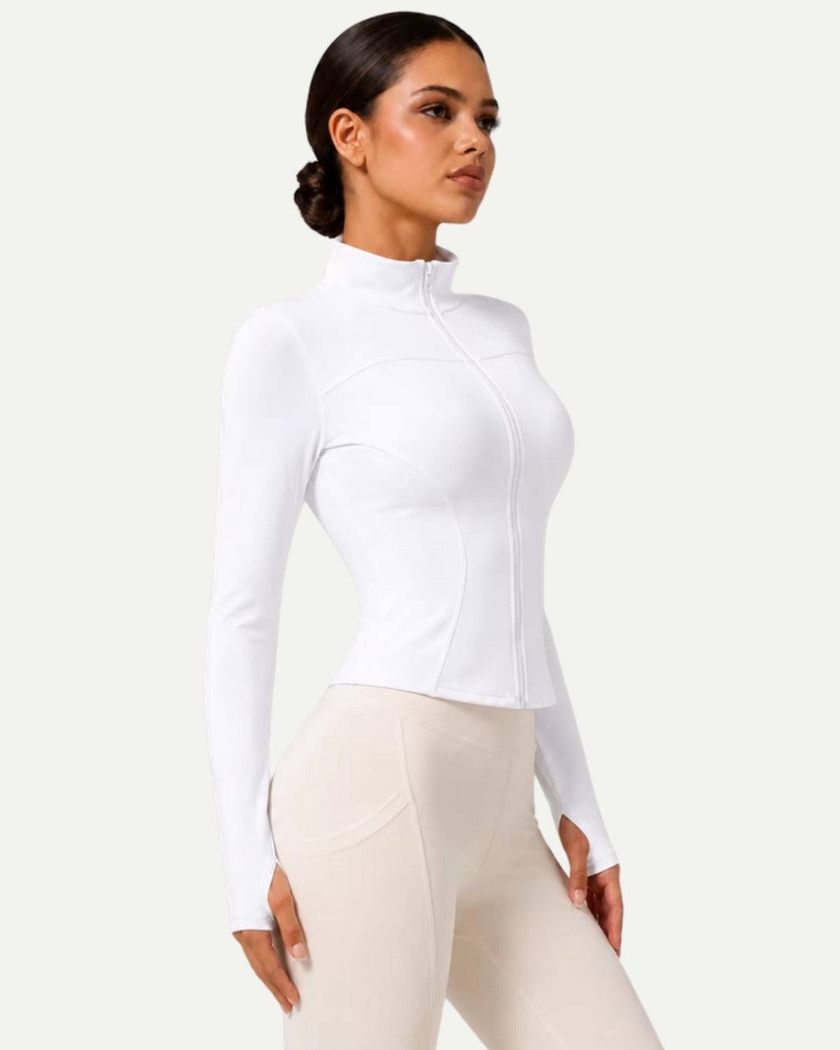 Chaqueta deportiva ajustada con cremallera