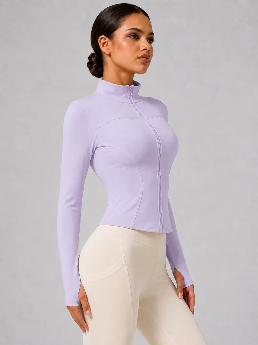 Chaqueta deportiva ajustada con cremallera